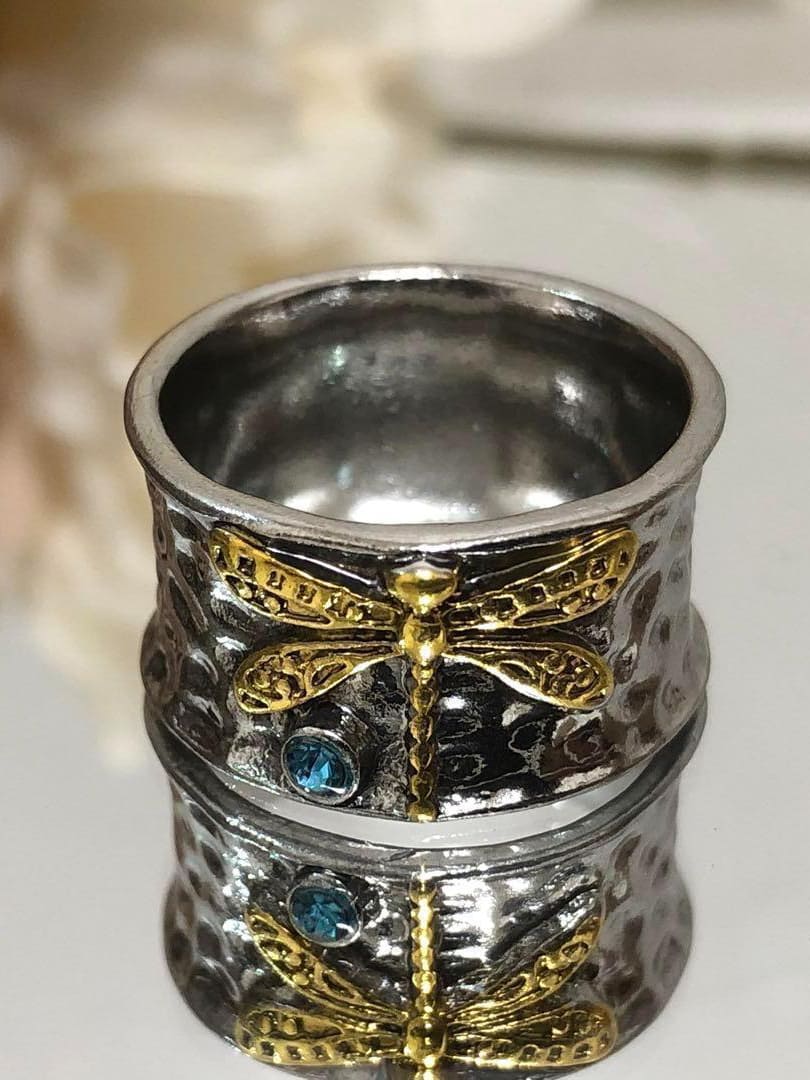 Women's silver aquamarine insect ring — detail view