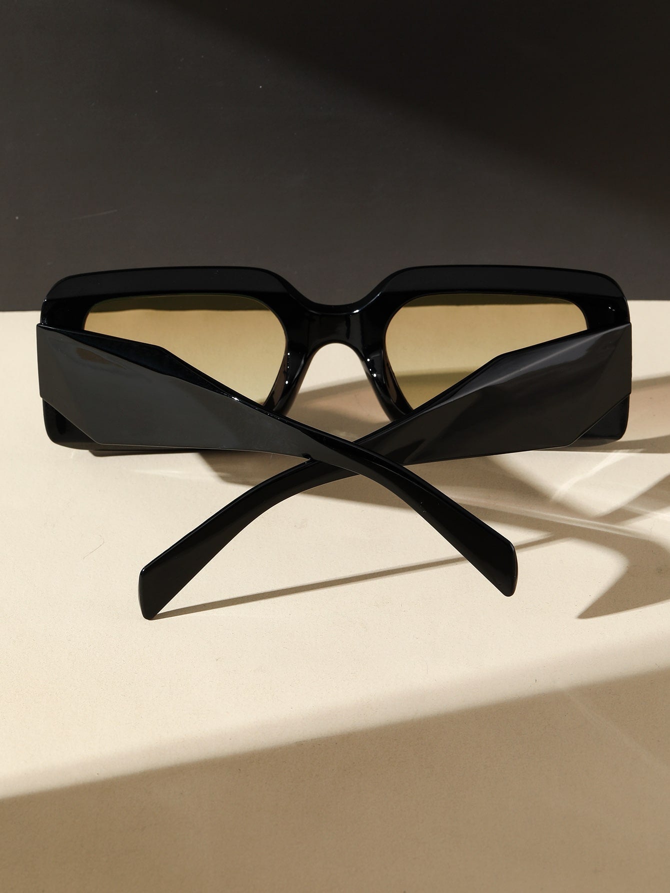 Women's square plastic-frame sunglasses