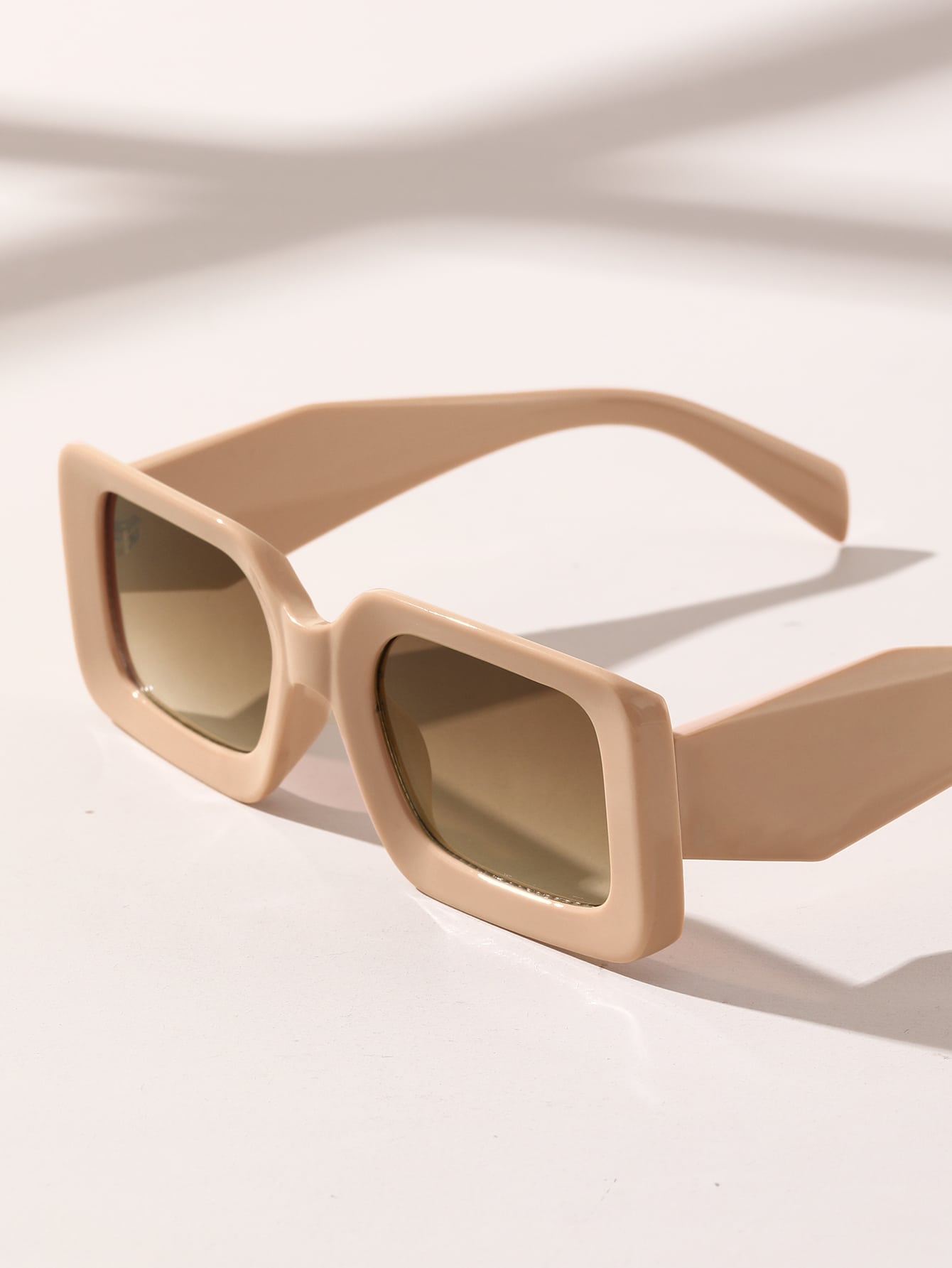 Women's square plastic-frame sunglasses