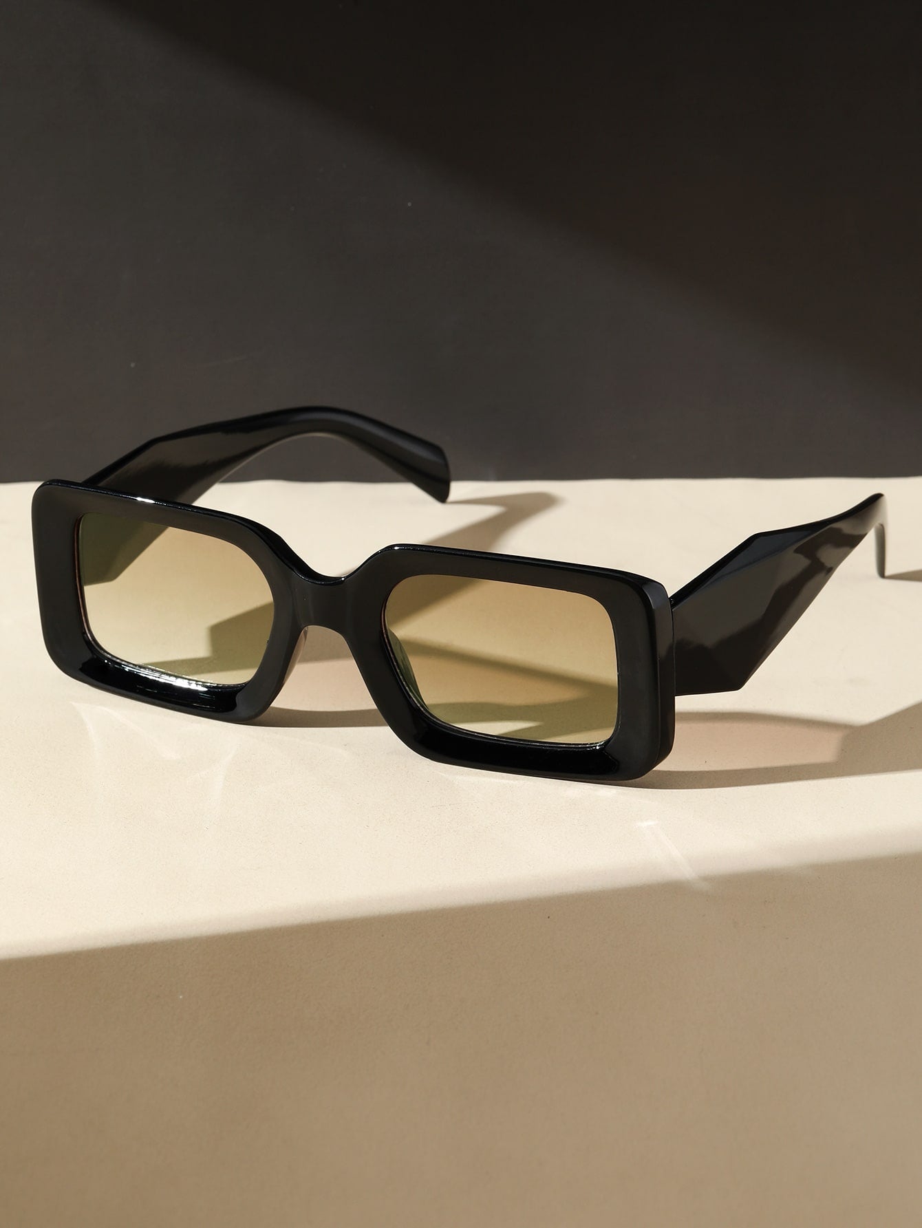 Women's square plastic-frame sunglasses