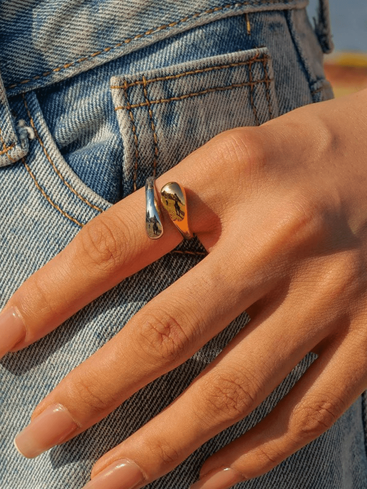 Women's two-tone gold and silver droplet ring